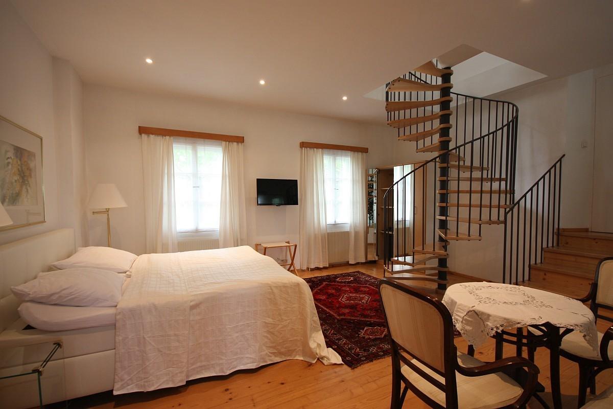 Alter Winzerkeller Bed & Breakfast Kirchberg am Wagram ภายนอก รูปภาพ